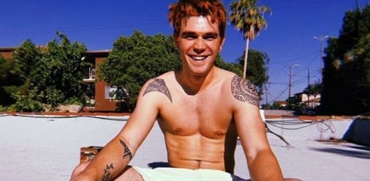 kj apa video