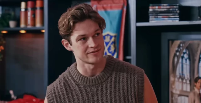 Damian Hardung, James Beaufort in Maxton Hall