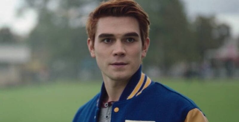 archie andrews riverdale attore muore fisico nome vero esce di prigione età come si chiama padre fum