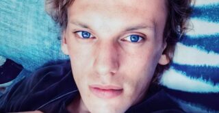 jamie campbell bower chi Ã¨