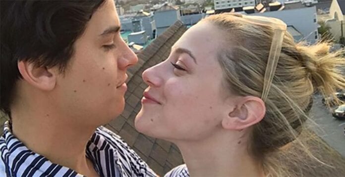 lili reinhart cole sprouse