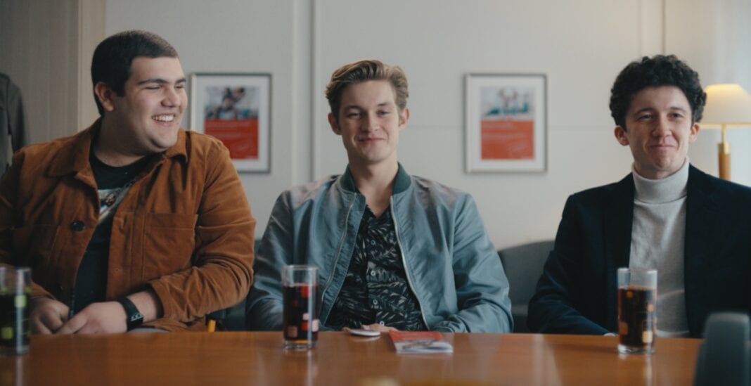 Come Vendere Droga Online In Fretta Cast