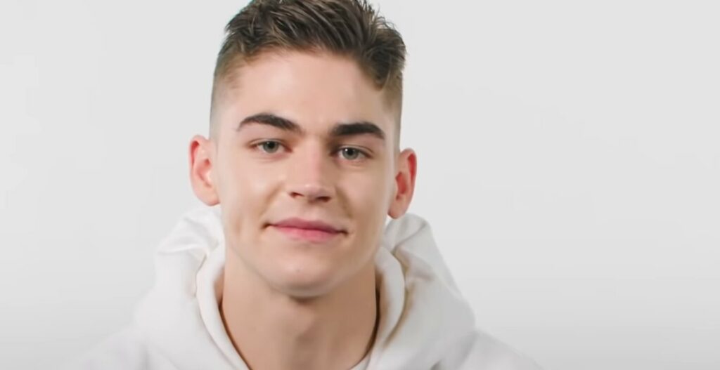 chi è Hero Fiennes Tiffin after instagram