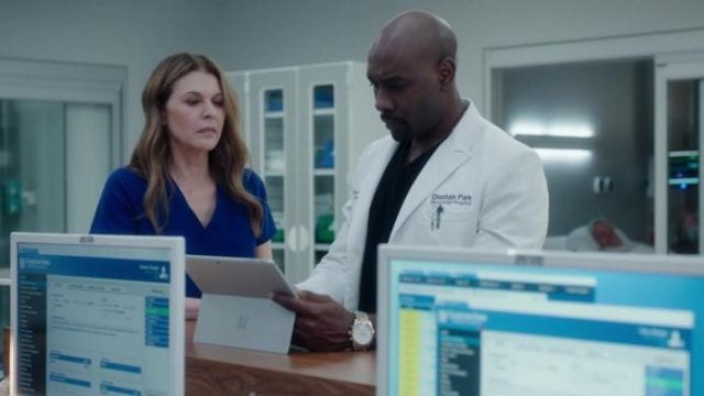 the resident 4 stagione Kit Voss e Barrett Cain