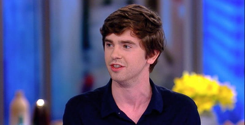 Freddie Highmore età, altezza, fidanzata, Instagram e film