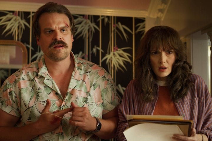 Stranger Things 4 Hopper e Joyce