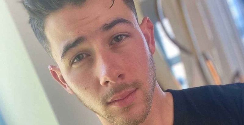 nick jonas video instagram braccia tricipiti