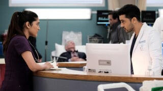 Leela e Devon di The Resident