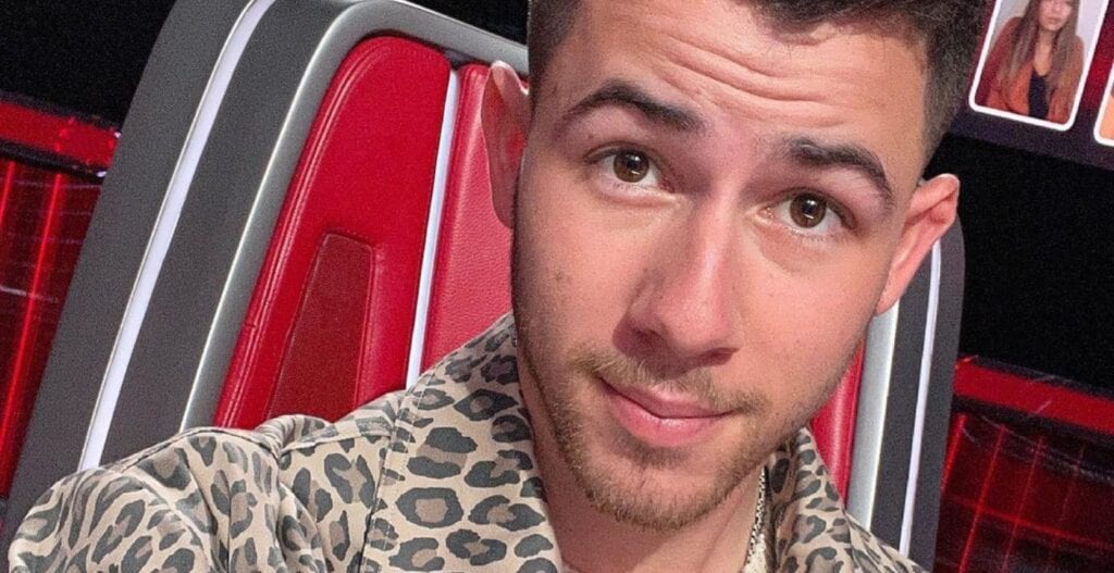 nick jonas spiega cosa è successo infortunio