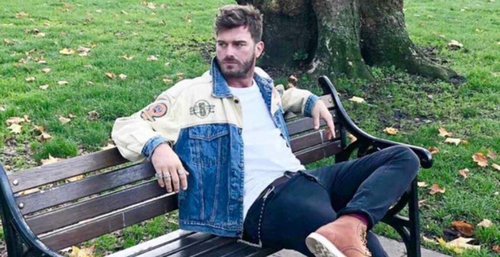 kivanc tatlitug cesur brave and beautiful età film