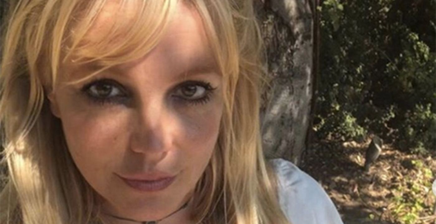 britney spears sospeso padre tutela legale