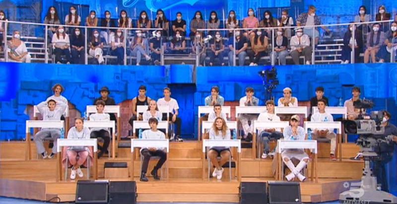 Amici 21 Inder deve lasciare il programma