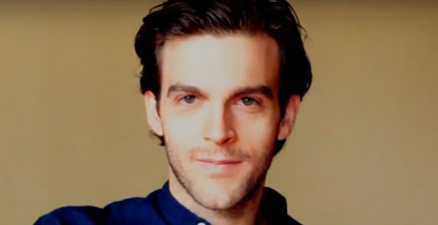 Chi è Lorenzo Adorni, Tio in Guida astrologica per cuori infranti