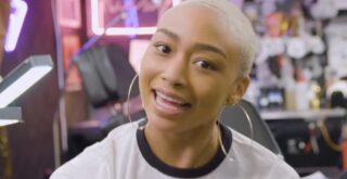 Estamos obcecadas pelo delineado bicolor da Tati Gabrielle, de 'Sabrina