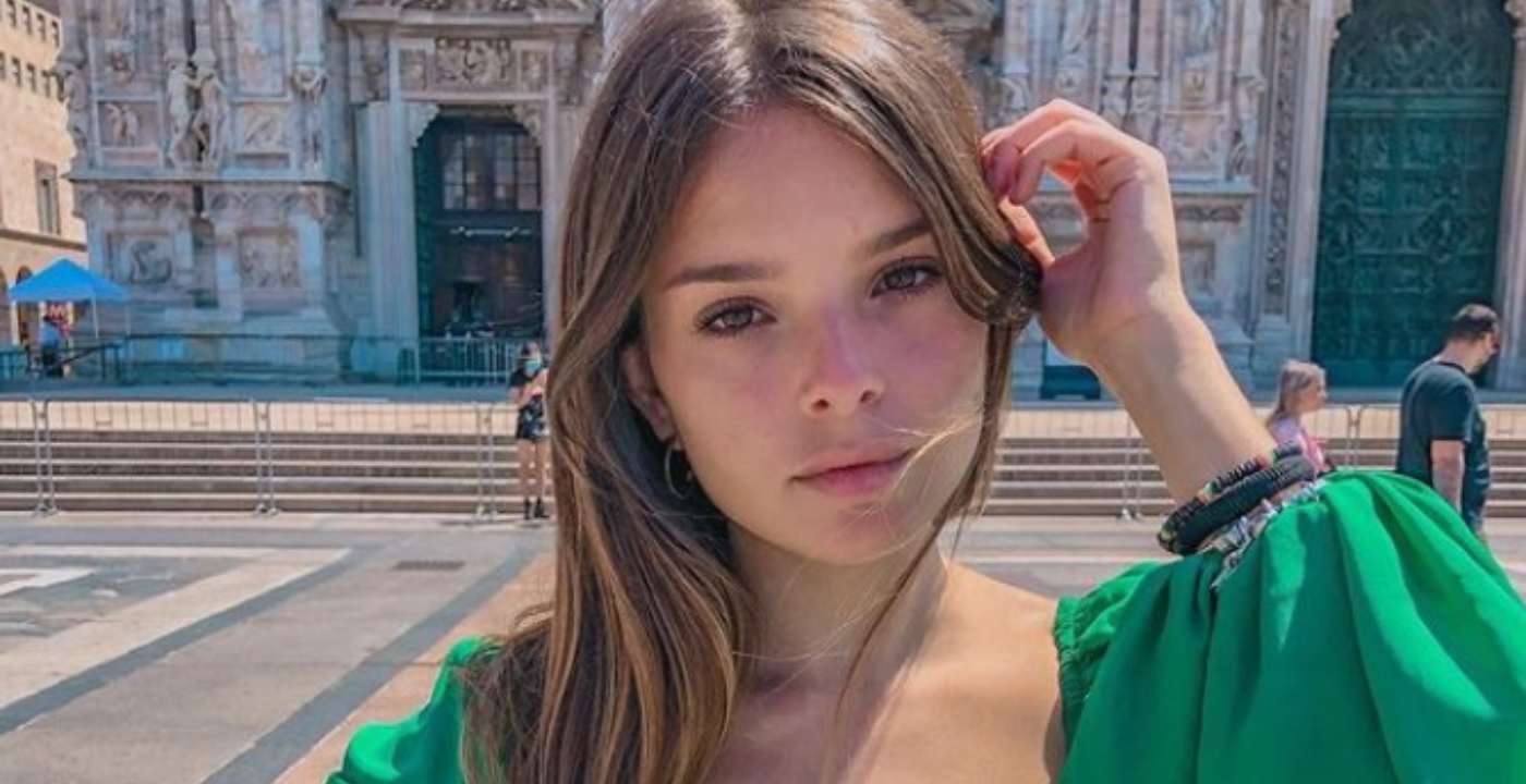 elena manuele amici 21 età canzoni instagram