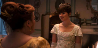 Eloise e Penelope in Bridgerton 2x08