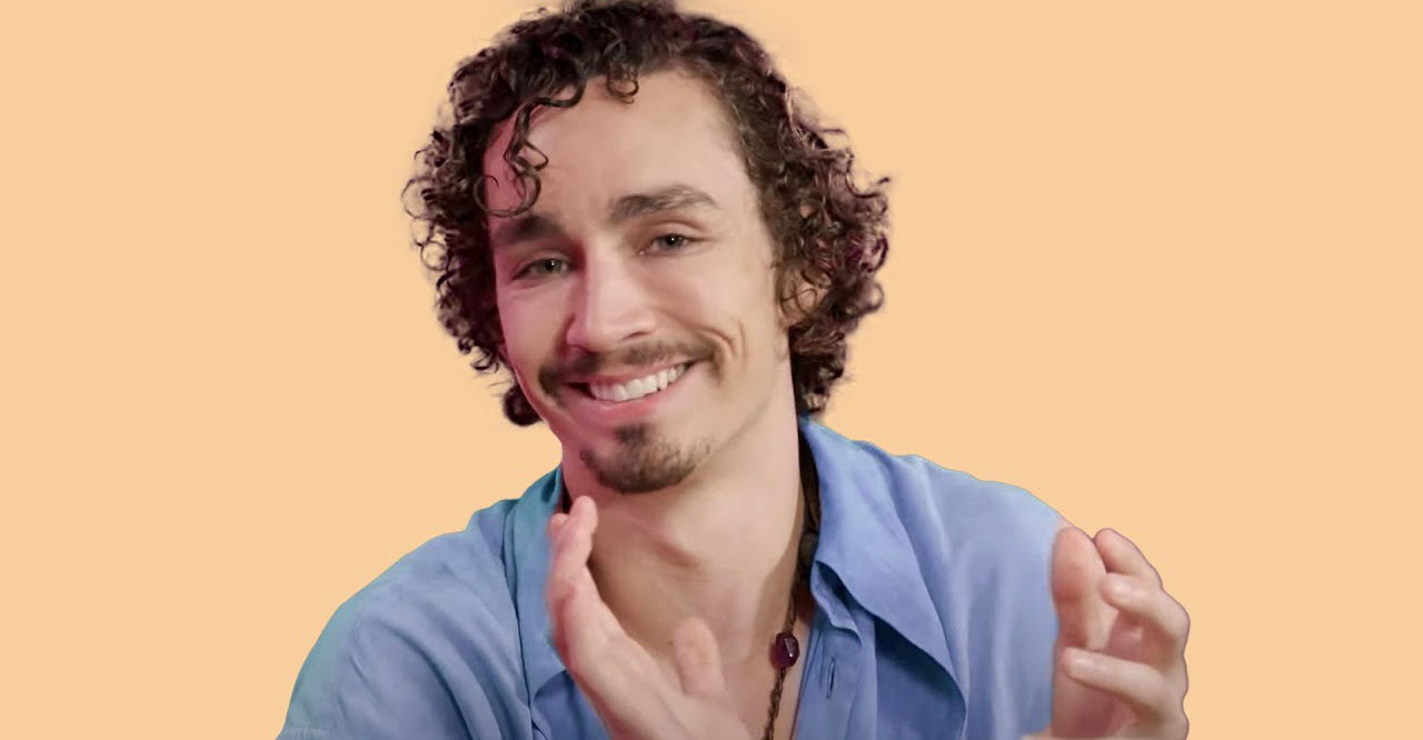 Robert Sheehan età, fidanzata, Instagram, film serie TV