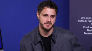 Chi è Andrea Arcangeli, Maurizio in Prima di noi età e fidanzata