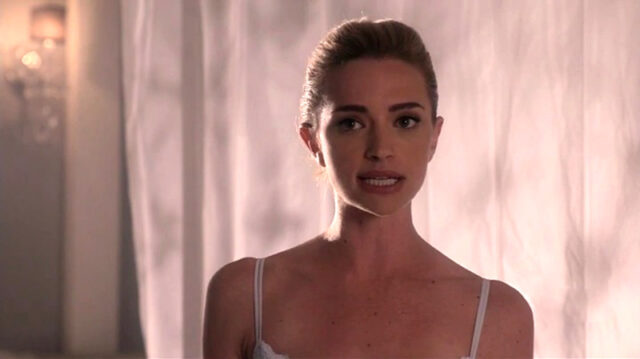 Brianne Howey Ã¨ Melanie Dorkus in Scream Queens