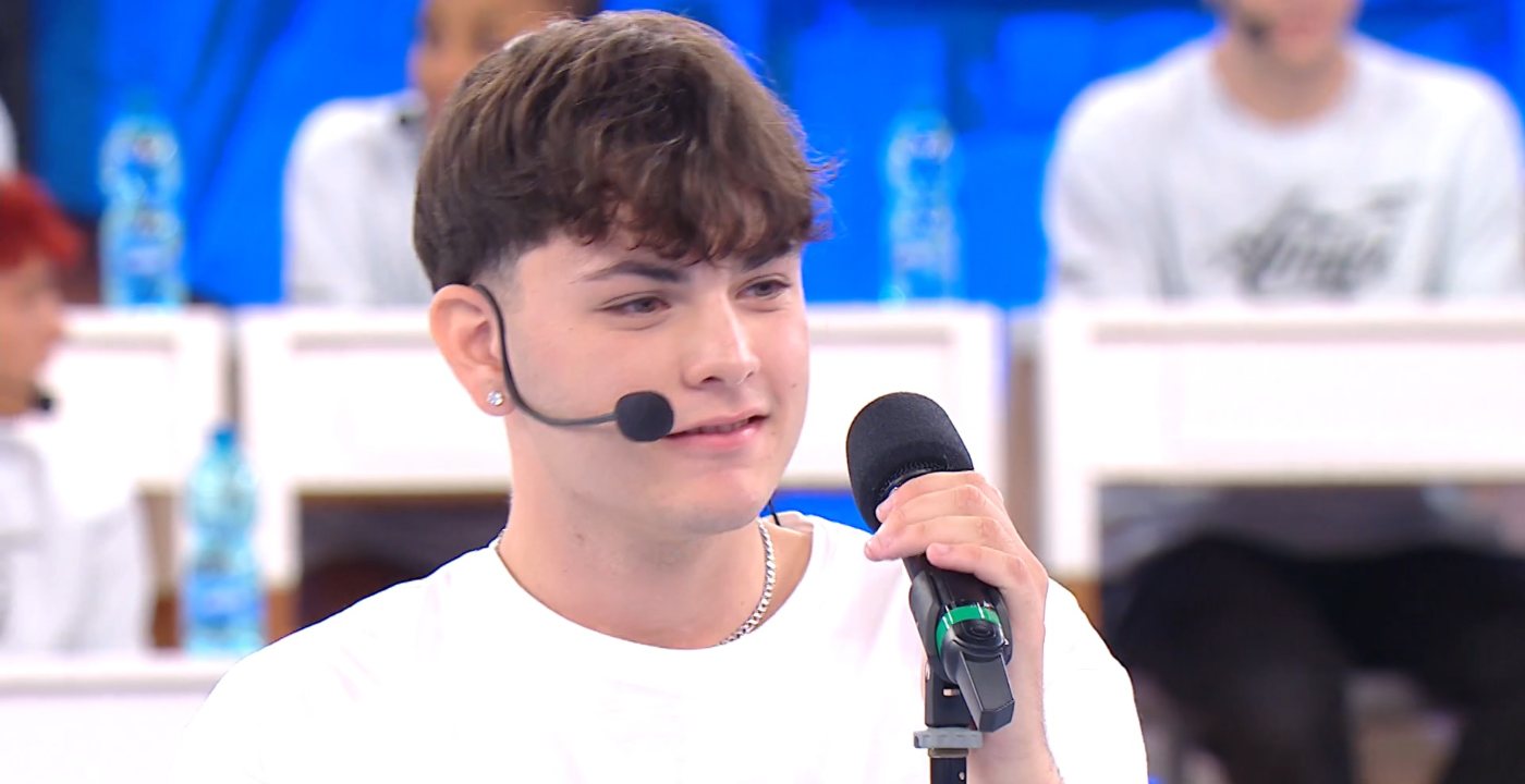 Chi è Petit di Amici 23 età, canzoni e Instagram