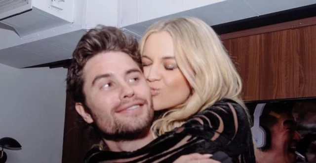 Chase Stokes Kelsea Ballerini hanno tatuaggio insieme