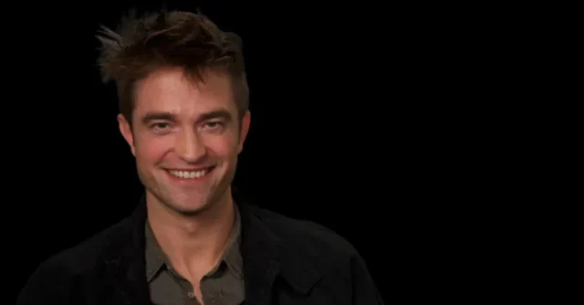 robert pattinson dormito canotto gonfiabile