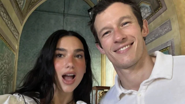 Callum Turner e Dua Lipa