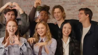 love me love film cast