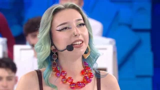 Amici 25 Valentina lascia la scuola temporaneamente