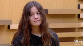 Amici 25 la cantante Elena passa alla squadra di Rudy Zerbi