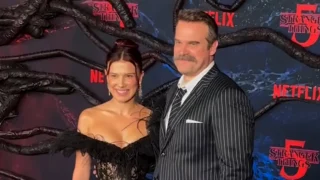 Millie Bobby Brown e David Harbour insieme in una nuova serie Netflix