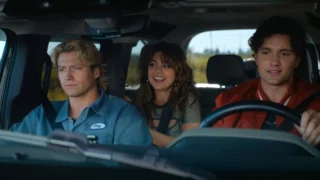 Prime Video richiama i fan di Off Campus che molestano il cast