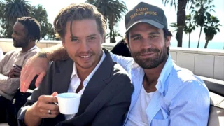 KJ Apa racconta il gesto di Cole Sprouse che lo aiutò a uscire dalla droga